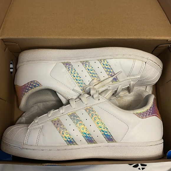 Adidas Original white and iridescent shell toes! - Picture 5 of 6